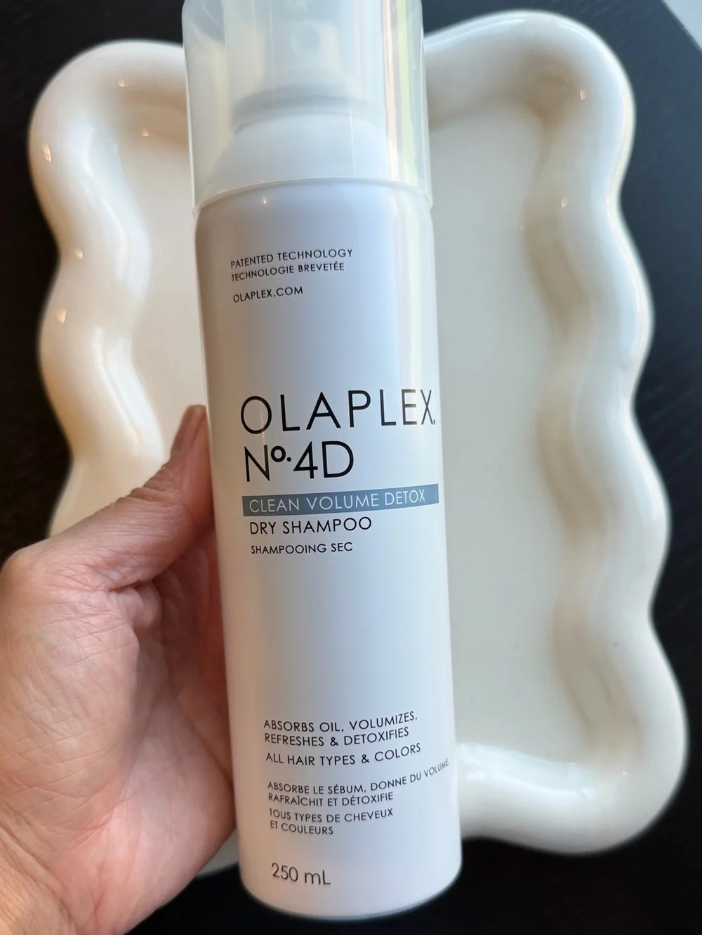 Full Size Olaplex No.4D Clean Volume Weightless Detox Dry Shampoo